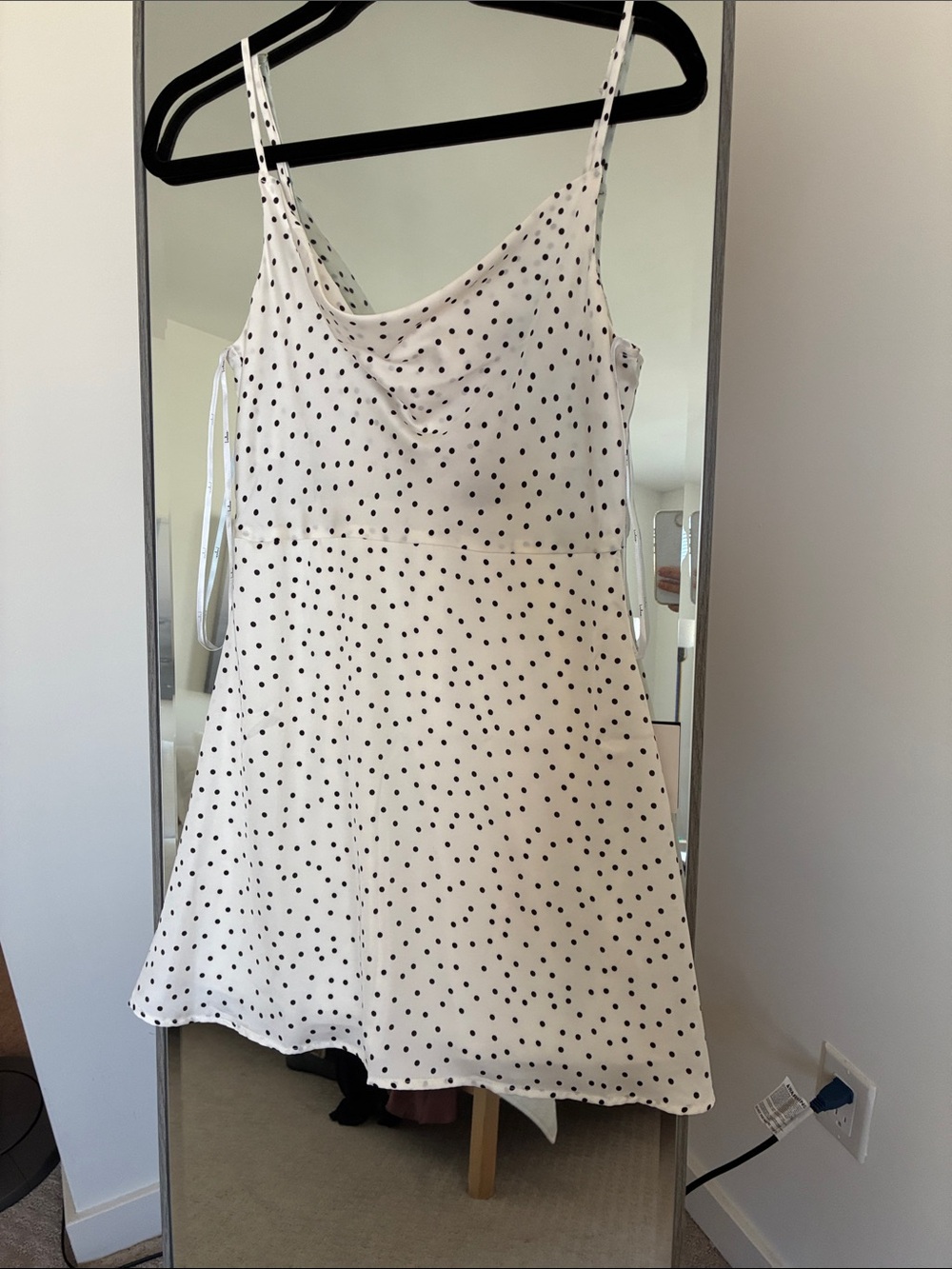 Intimates & Sleepwear Subcategory Identification